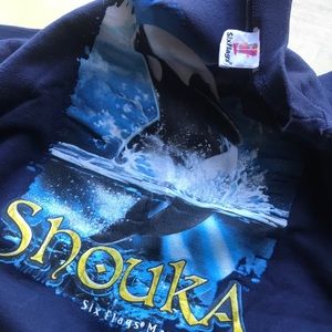 Vintage Shouka the whale- Six flags Merch